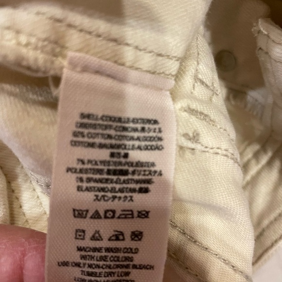 Free People Beige Distressed Jeans Size 4. - Picture 6 of 7